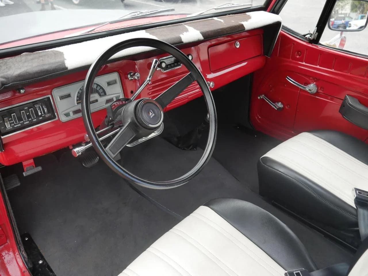 1973 Jeep Commando 4x4 - Thumbnail 8