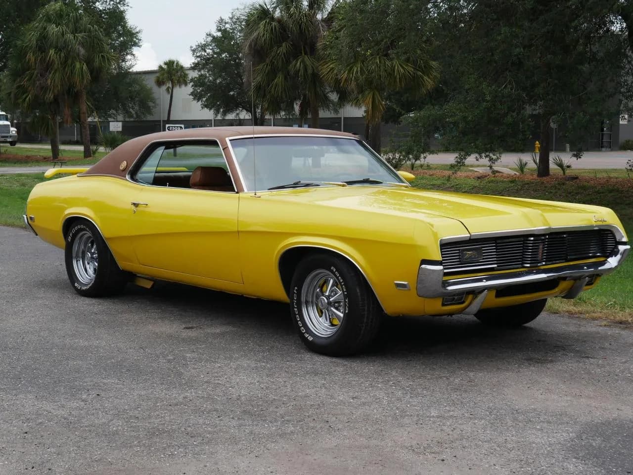 1969 Mercury Cougar XR-7 - Thumbnail 7