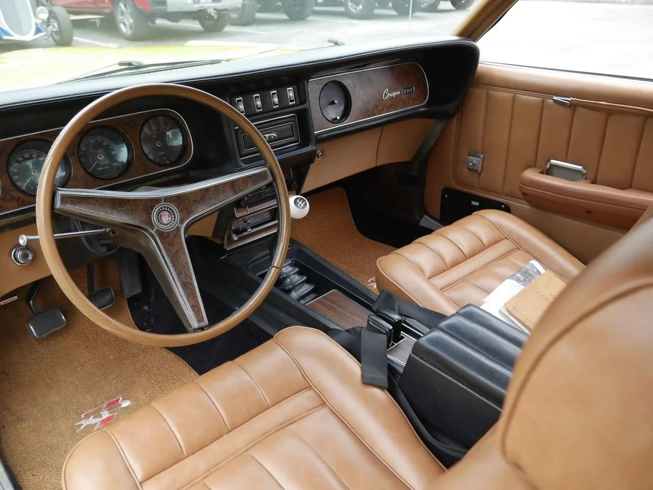 1969 Mercury Cougar XR-7 - Thumbnail 8