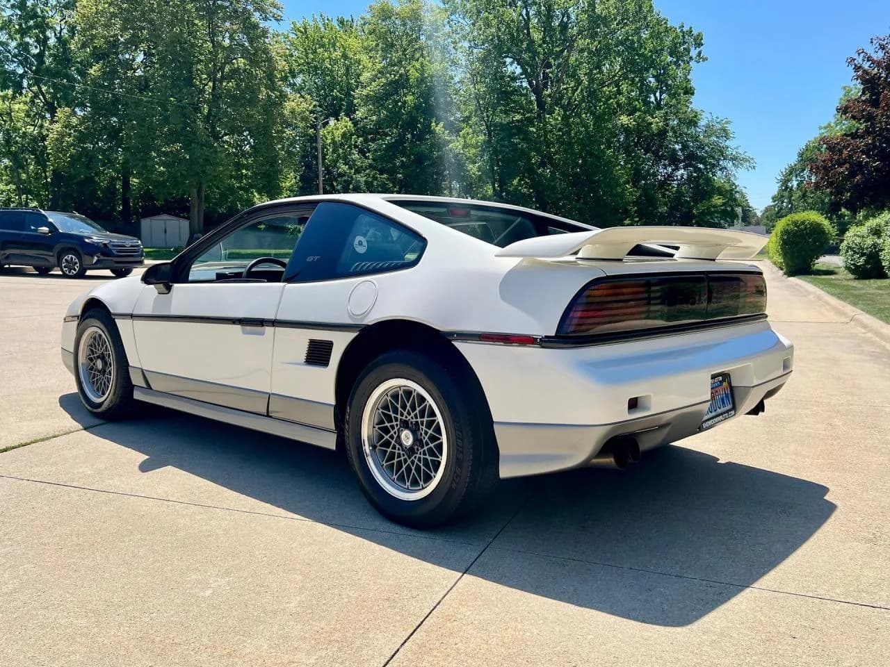 1985 Pontiac Fiero GT - Thumbnail 7