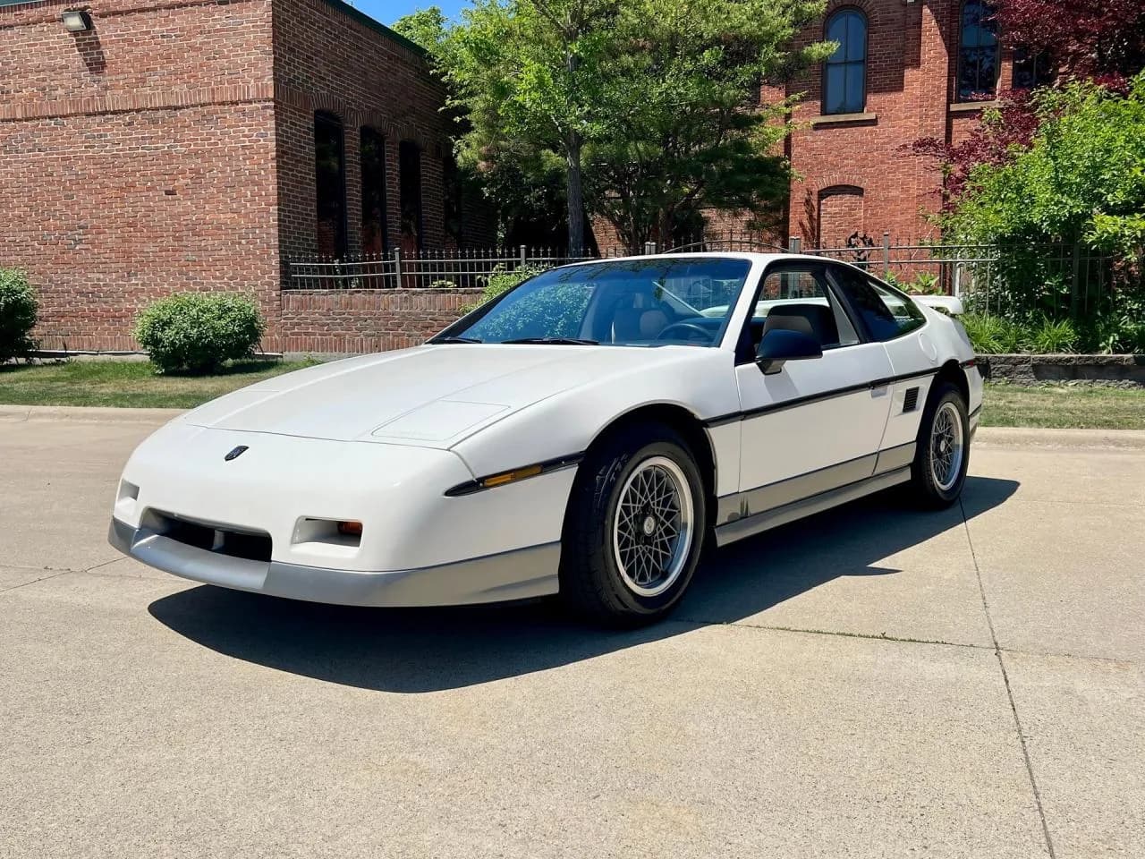 1985 Pontiac Fiero GT