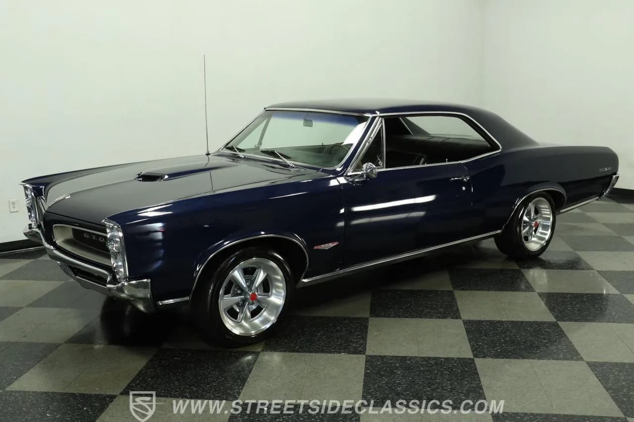 1966 Pontiac GTO Tri Power - Thumbnail 6