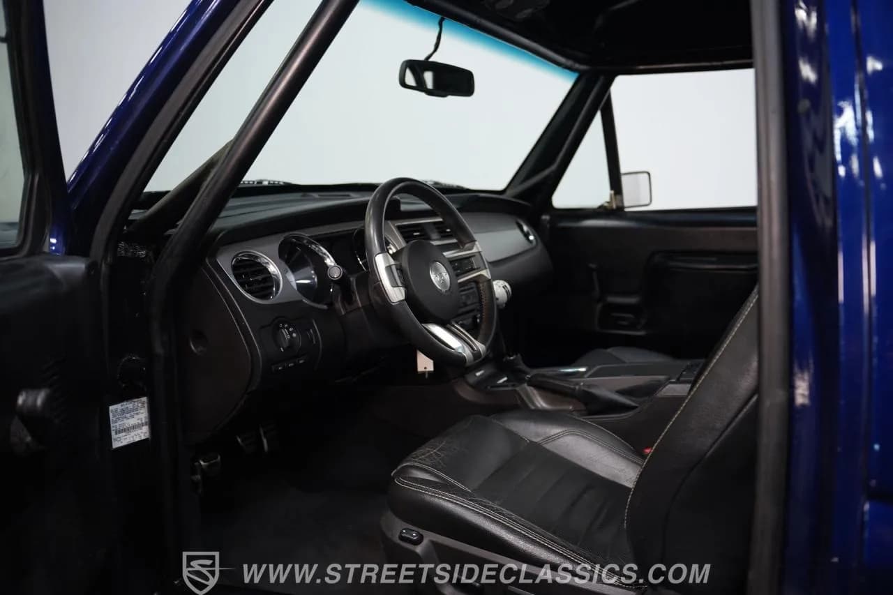 1990 Ford F-150 Restomod - Thumbnail 4