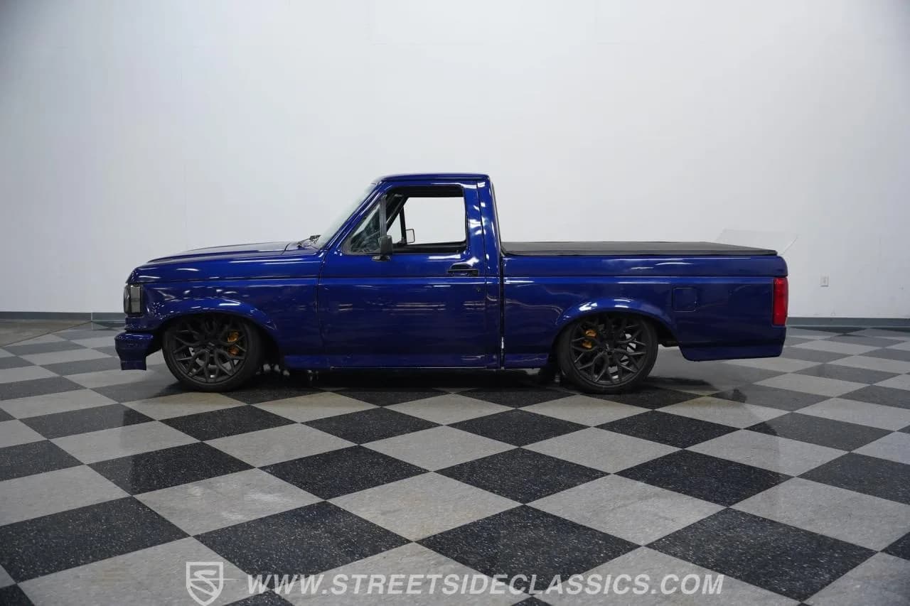 1990 Ford F-150 Restomod - Thumbnail 2