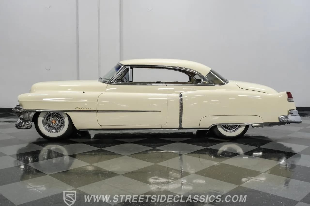 1953 Cadillac Series 62 Coupe De Ville Restomod - Thumbnail 7