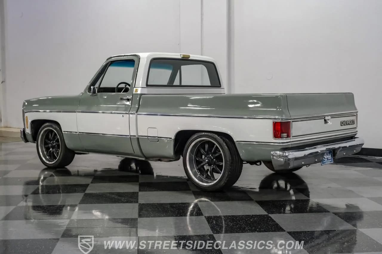 1978 Chevrolet C10 Restomod - Thumbnail 8