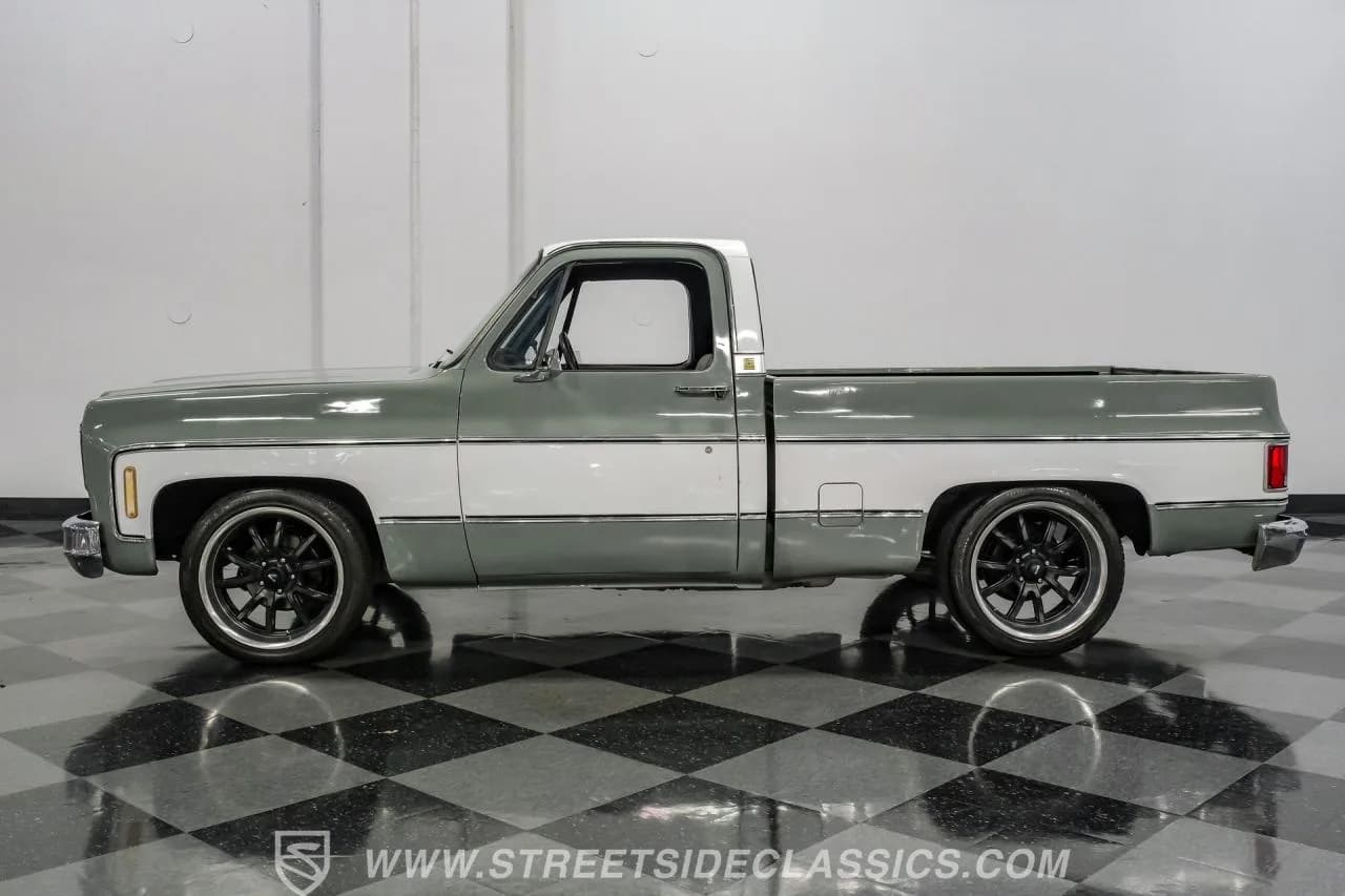 1978 Chevrolet C10 Restomod - Thumbnail 2