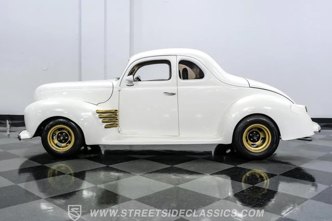 1940 Ford 5-Window Coupe Streetrod - Thumbnail 2