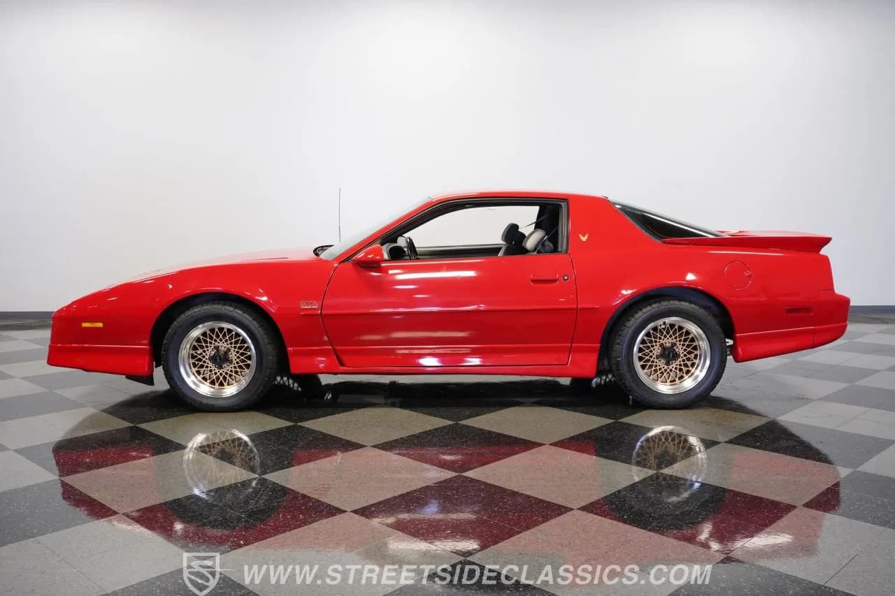 1988 Pontiac Firebird Trans Am GTA - Thumbnail 8