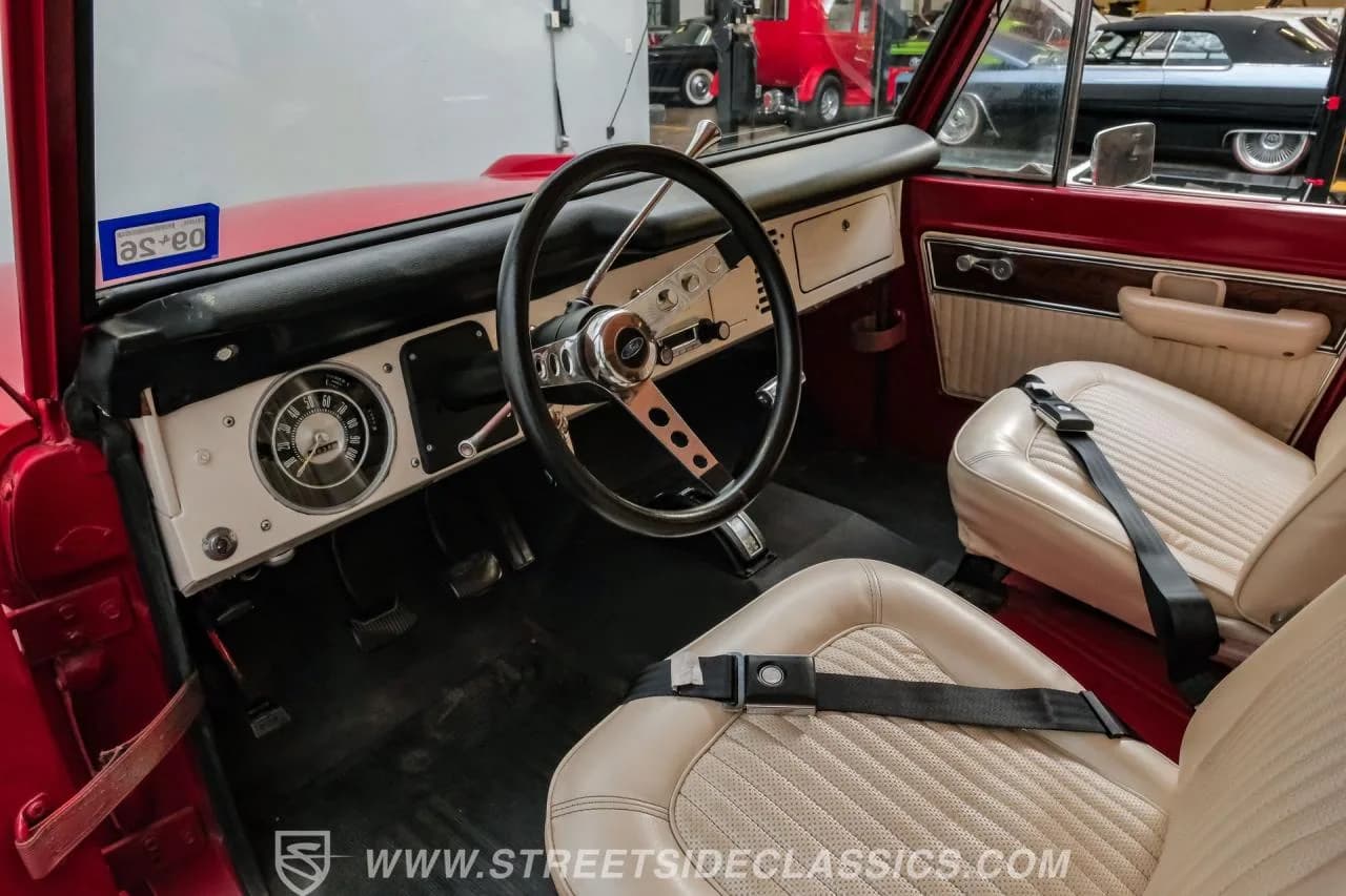 1972 Ford Bronco - Thumbnail 4
