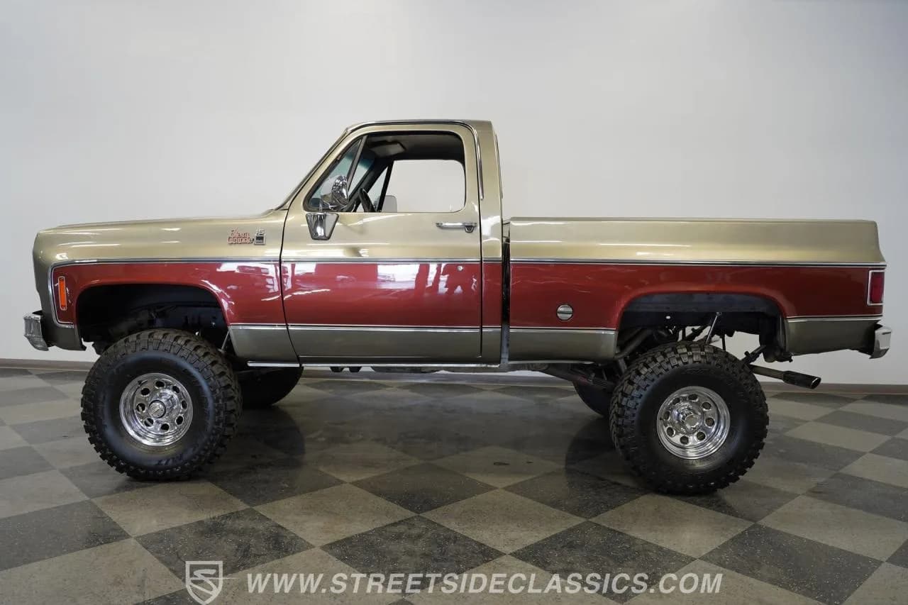 1976 GMC K-15 4X4 - Thumbnail 2