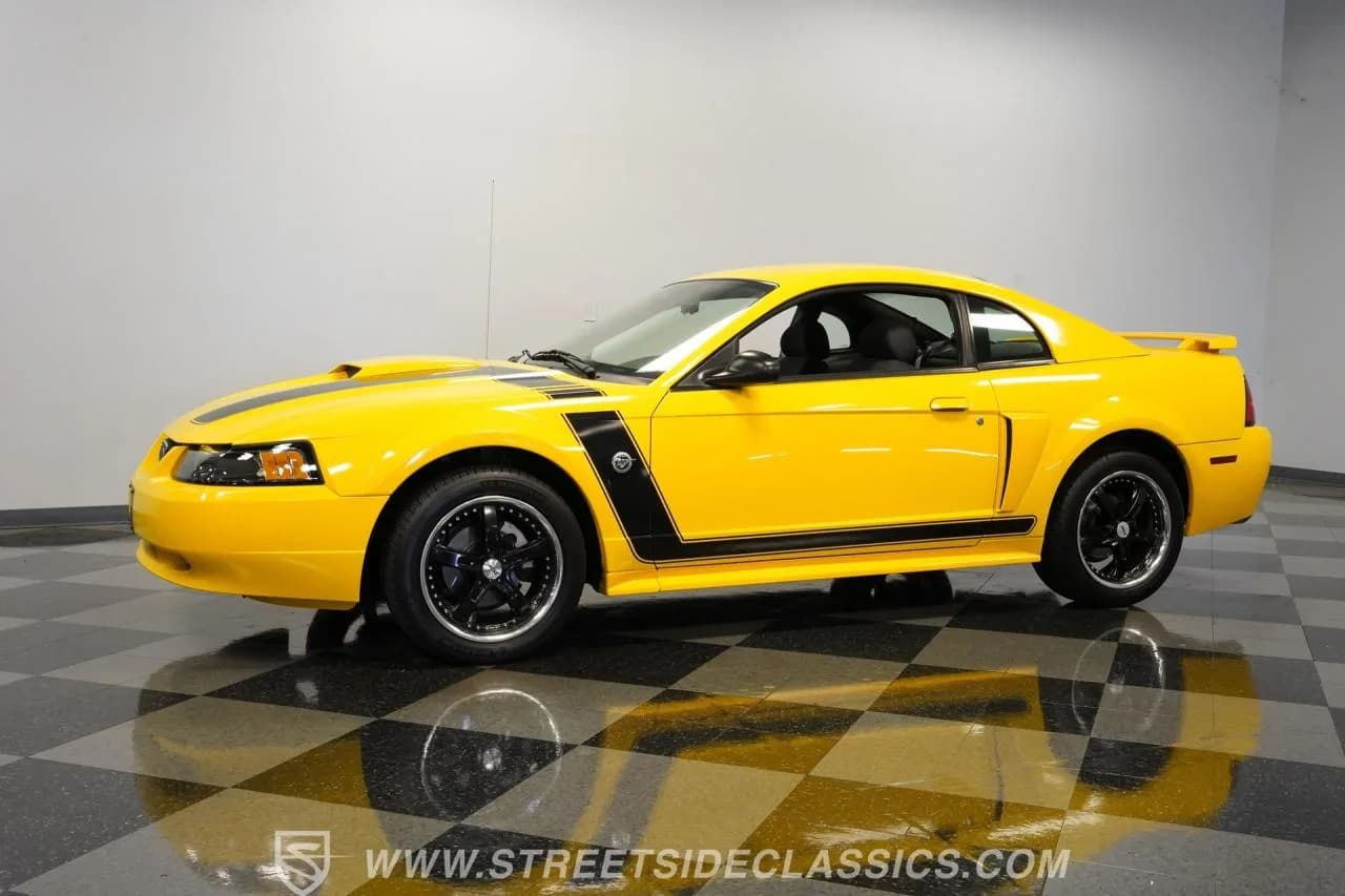 2004 Ford Mustang GT - Thumbnail 7