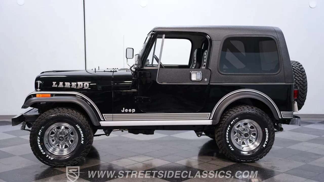 1981 Jeep CJ7 H Code Laredo - Thumbnail 2
