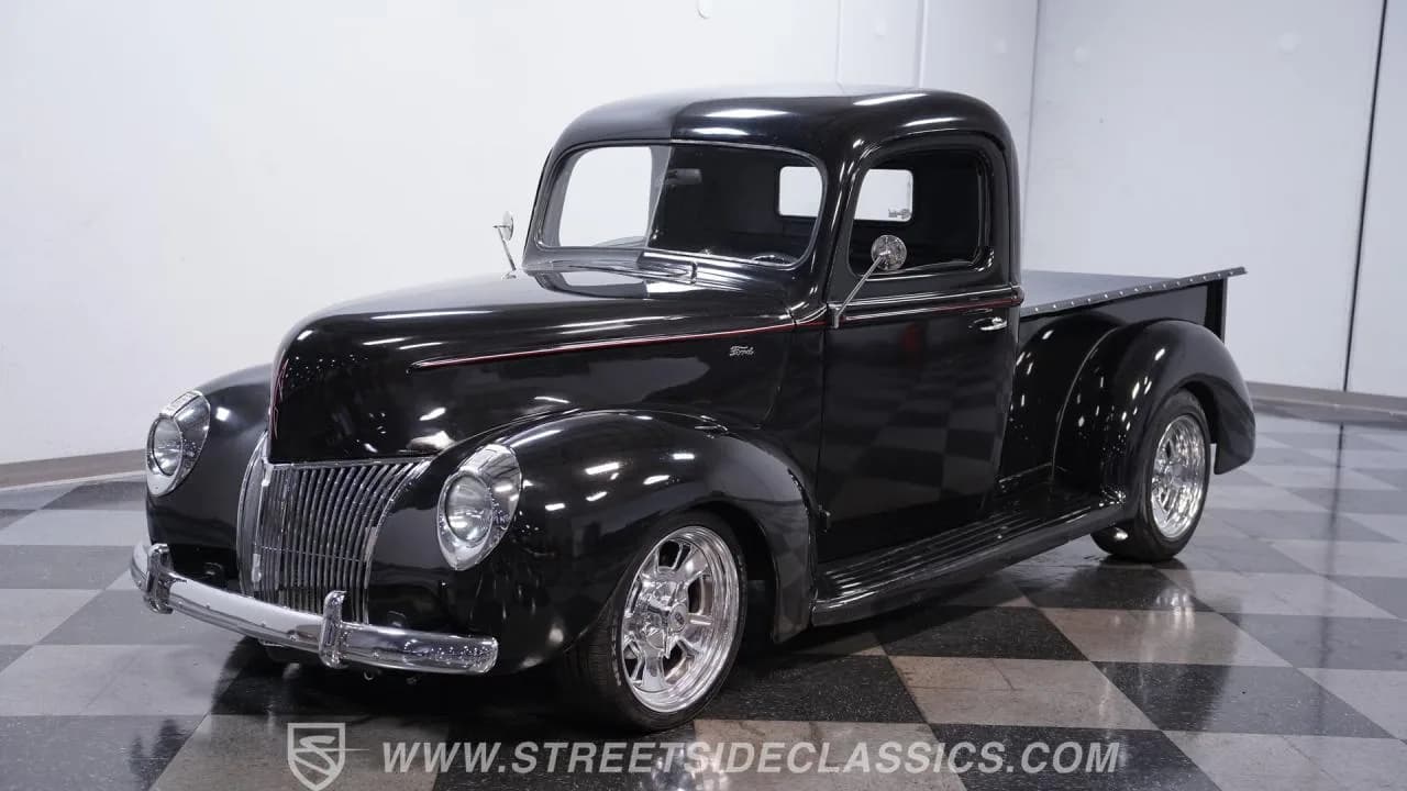 1940 Ford Pickup - Thumbnail 6