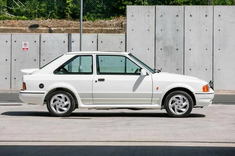 1989 Ford Escort - Thumbnail 5