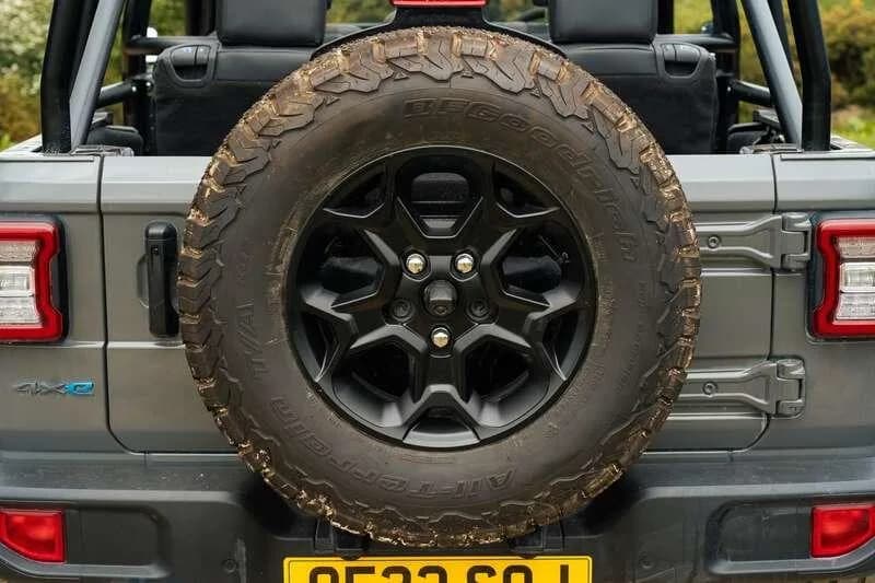2023 Jeep WRANGLER RUBICON UNLIMITED - Thumbnail 7