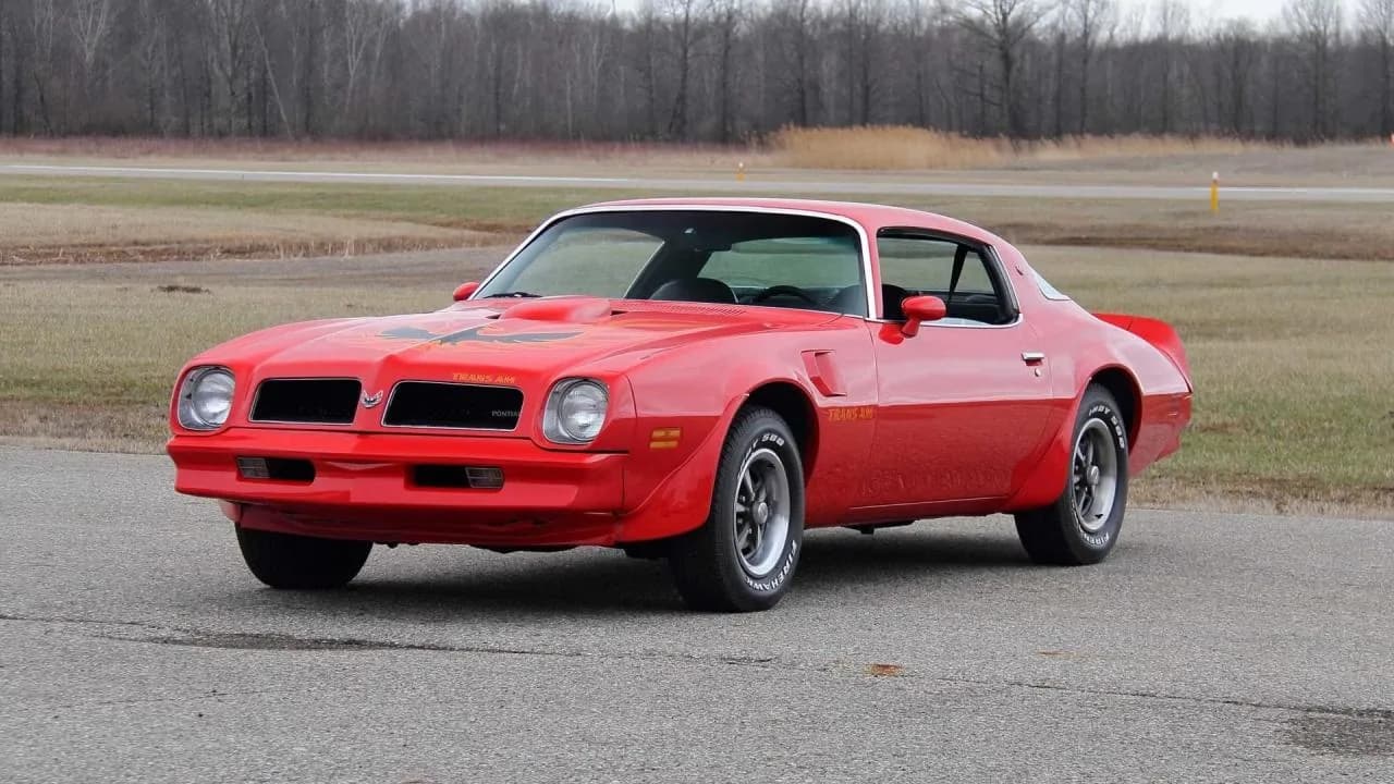 1976 Pontiac Trans Am - Thumbnail 3
