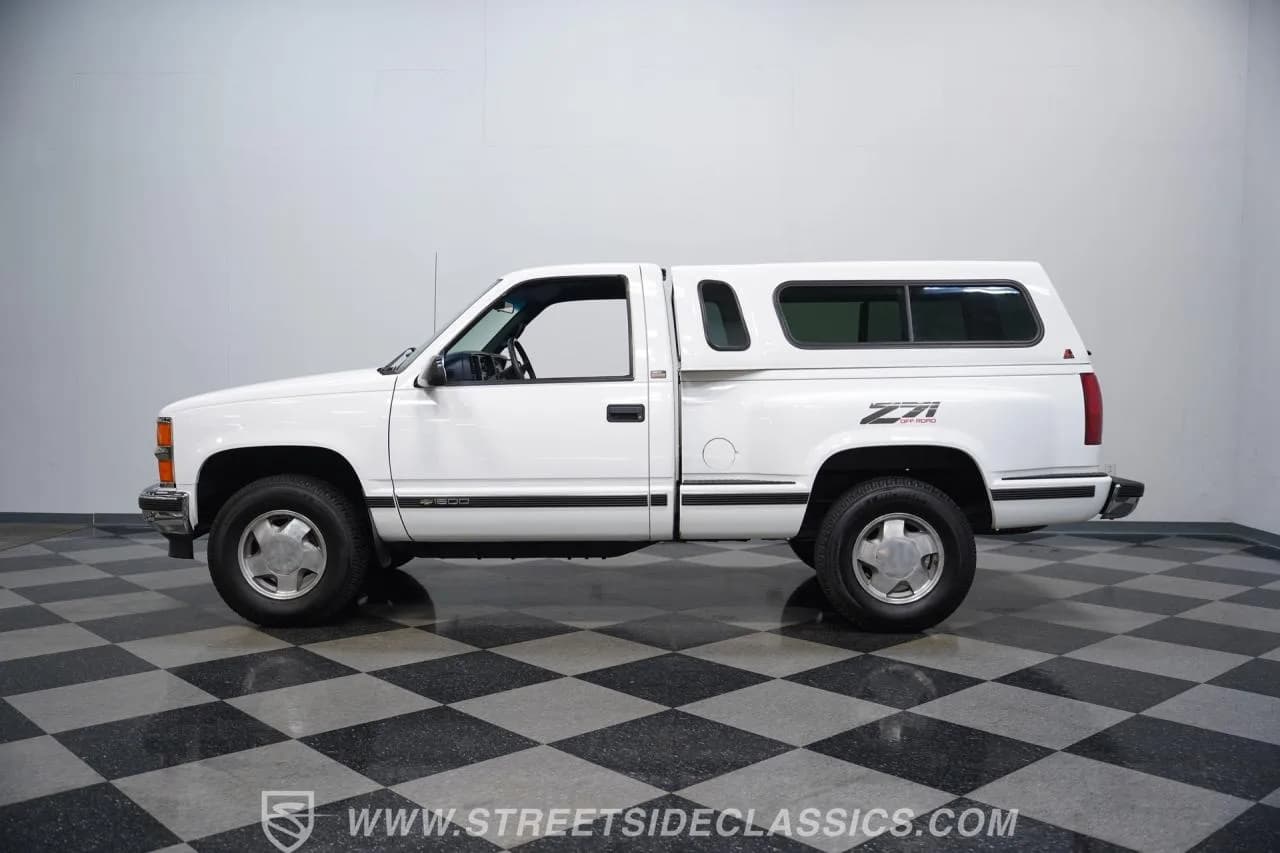 1997 Chevrolet Silverado Z71 4x4 - Thumbnail 2