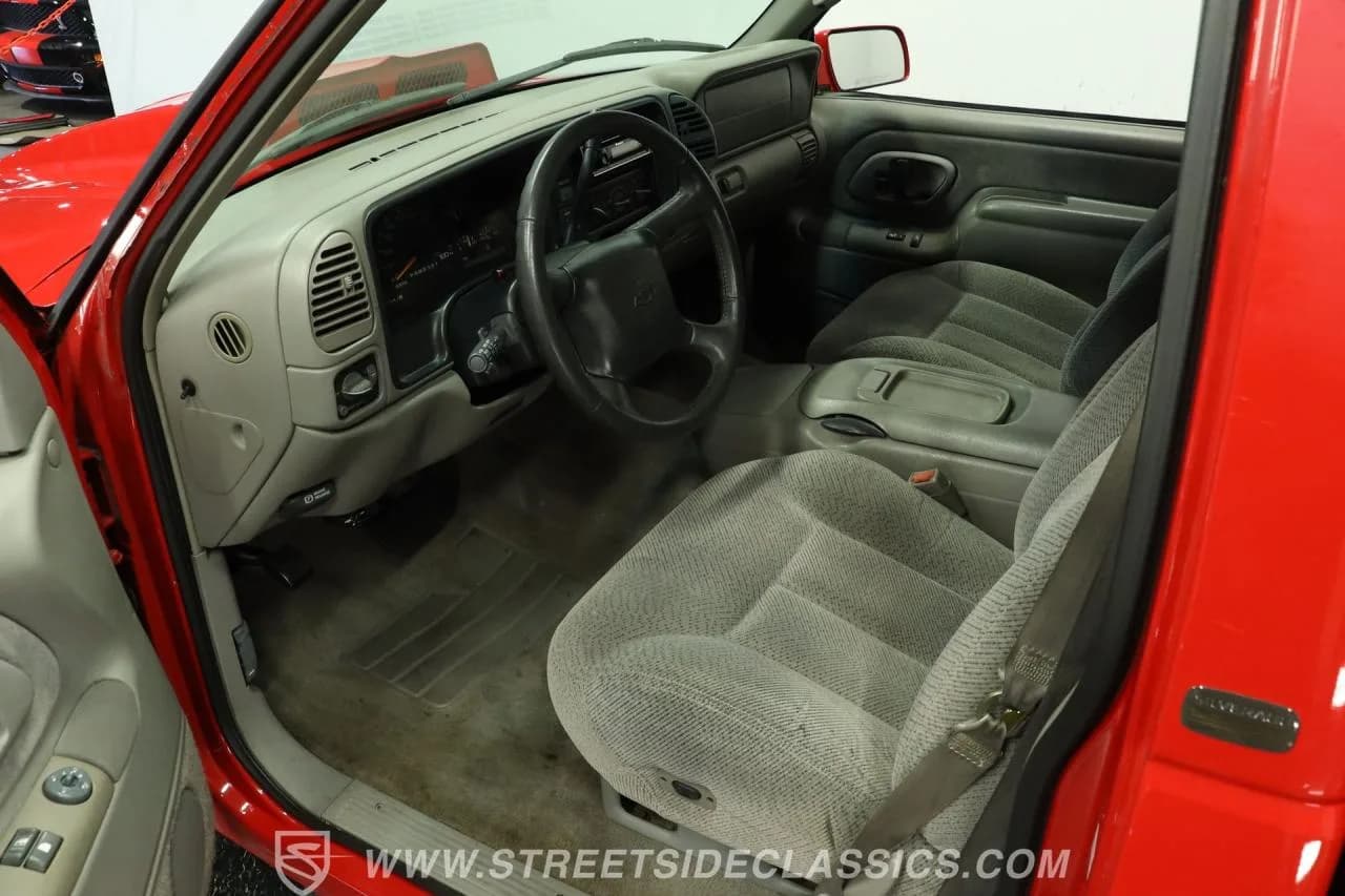 1998 Chevrolet Silverado 1500 Custom - Thumbnail 4