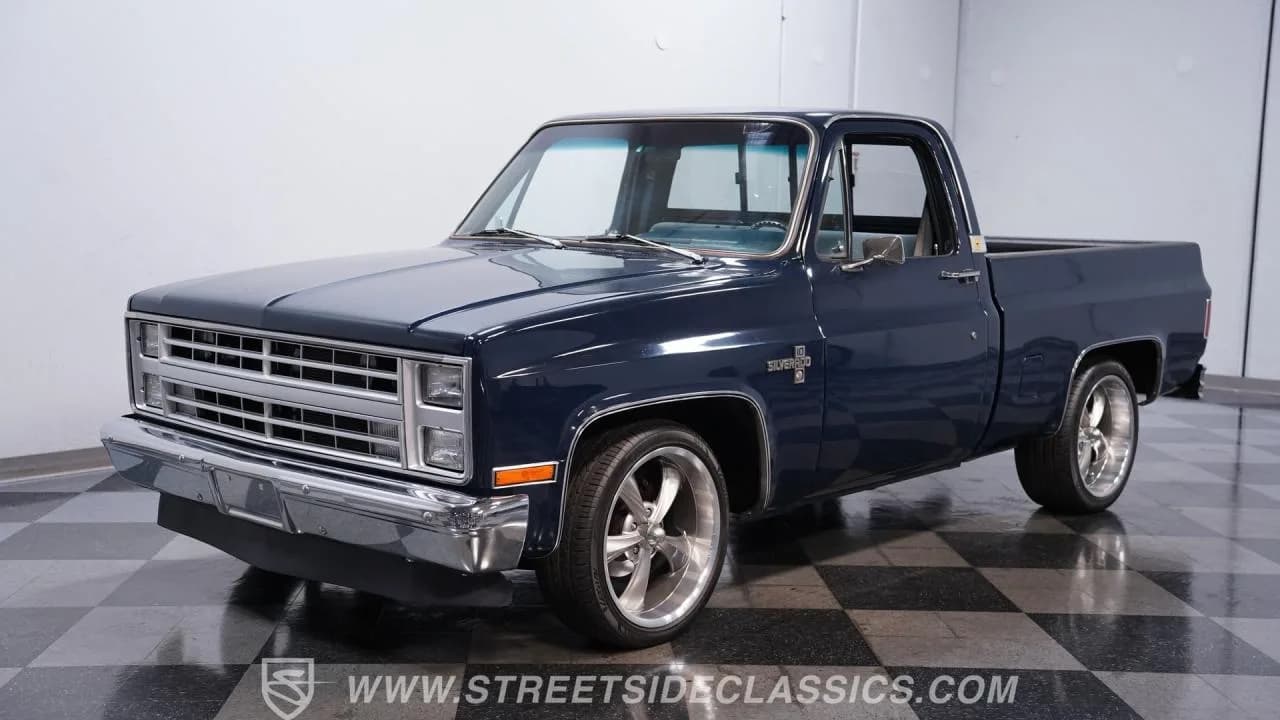 1983 Chevrolet C10 Silverado - Thumbnail 6