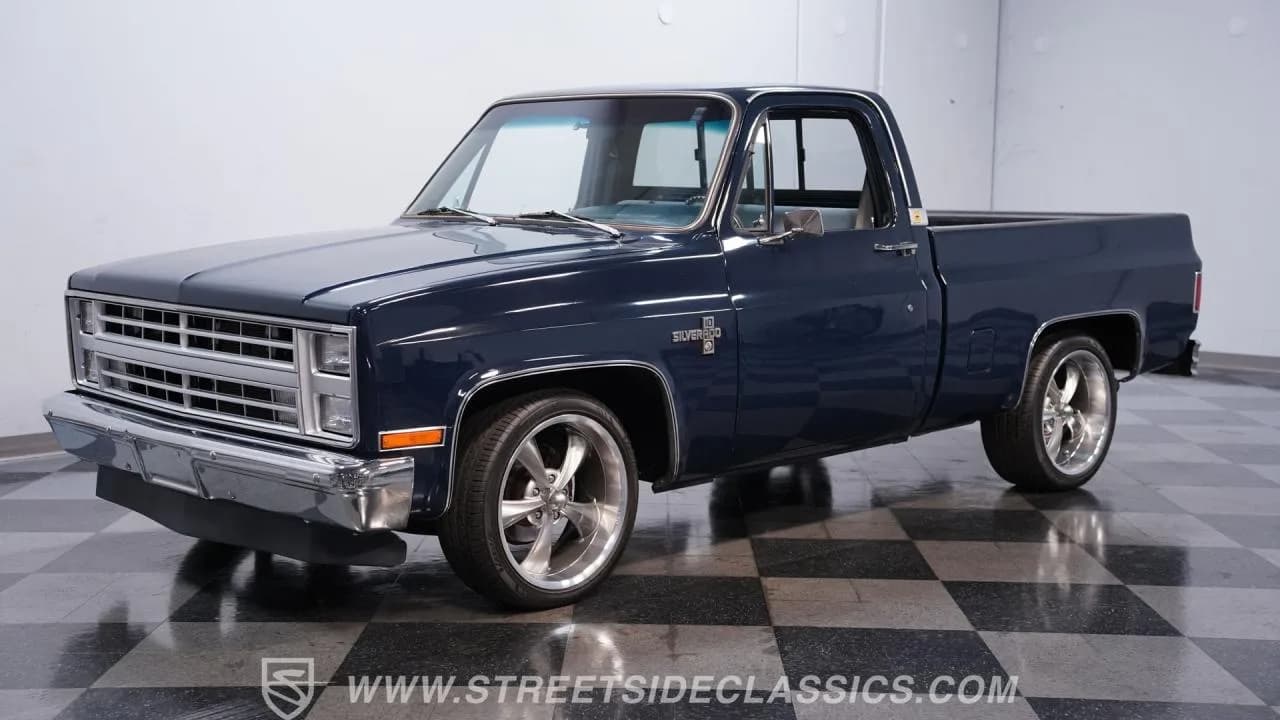 1983 Chevrolet C10 Silverado - Thumbnail 7