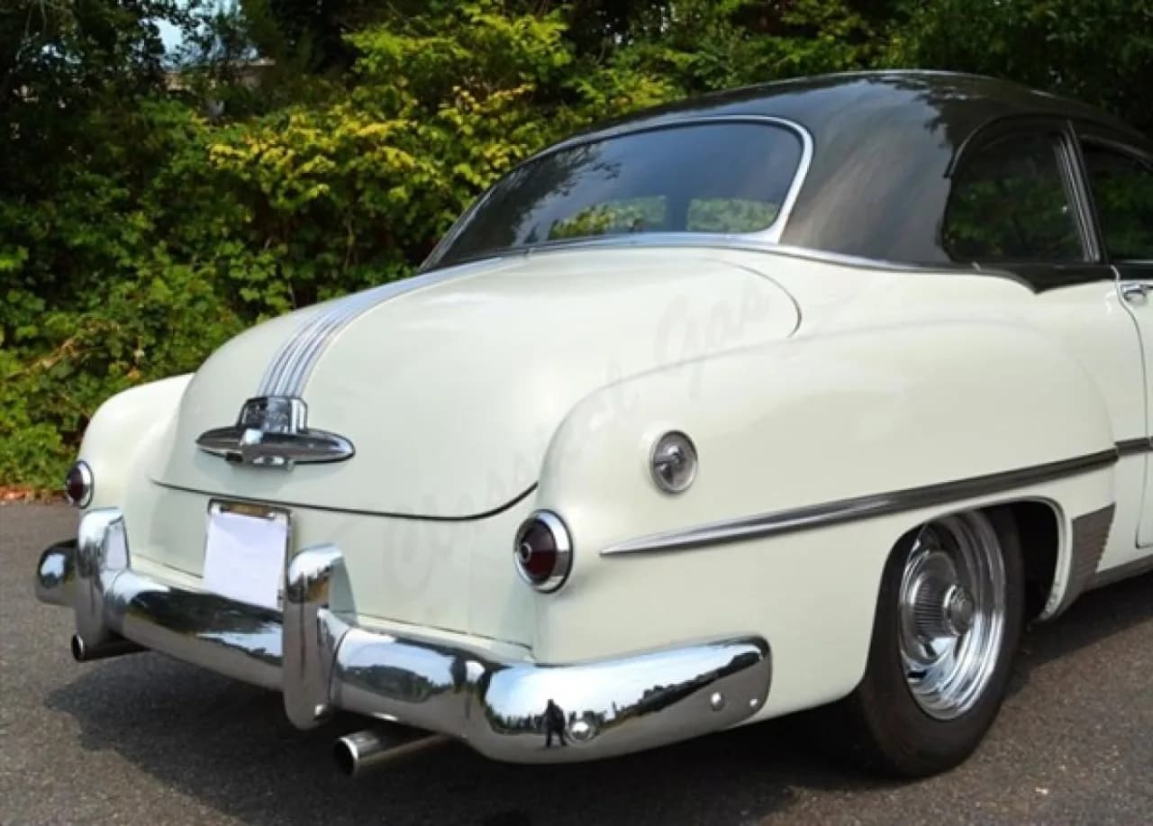 1951 Pontiac  Chieftain - Thumbnail 6
