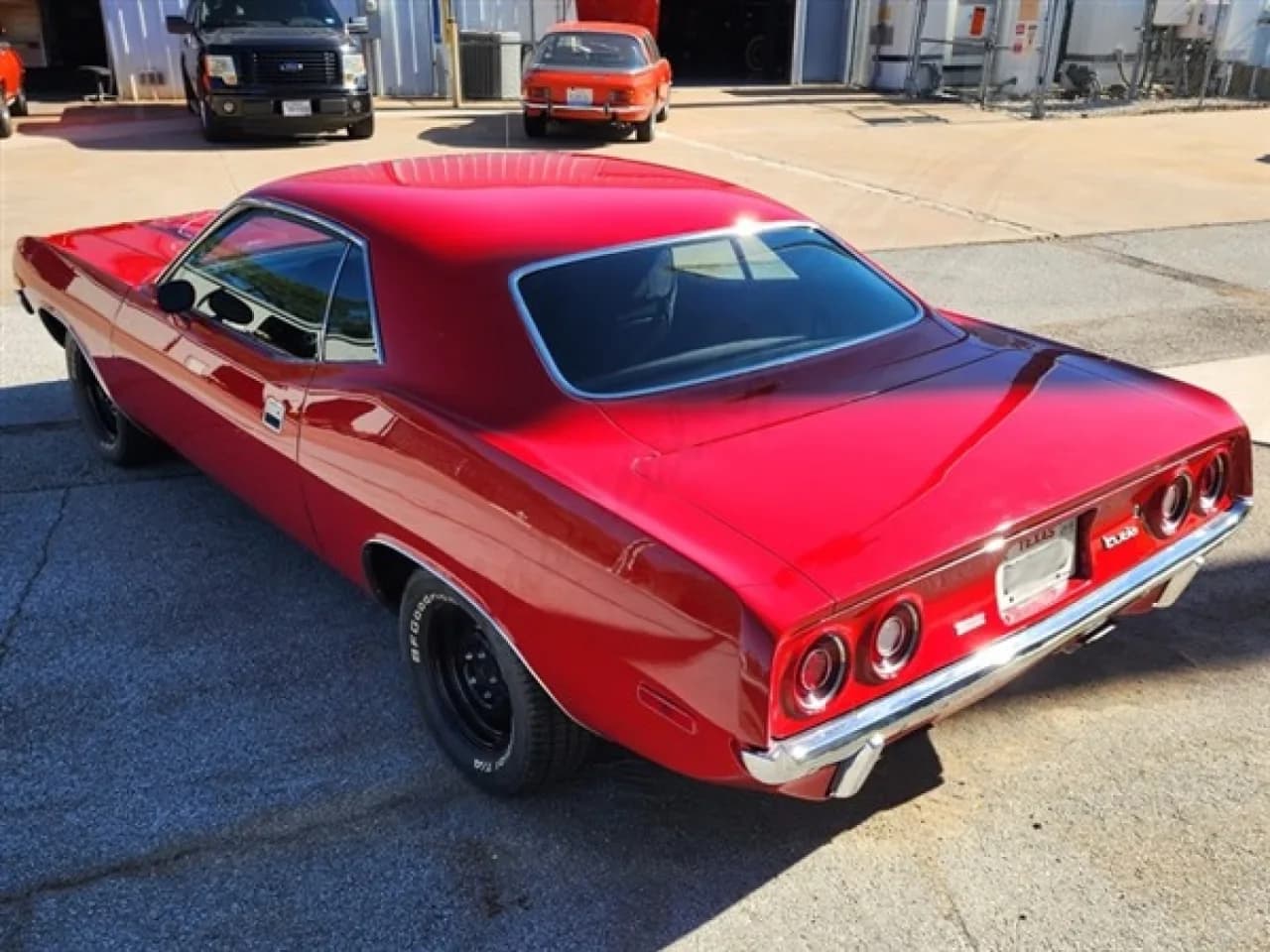 1972 Plymouth Cuda - Thumbnail 5