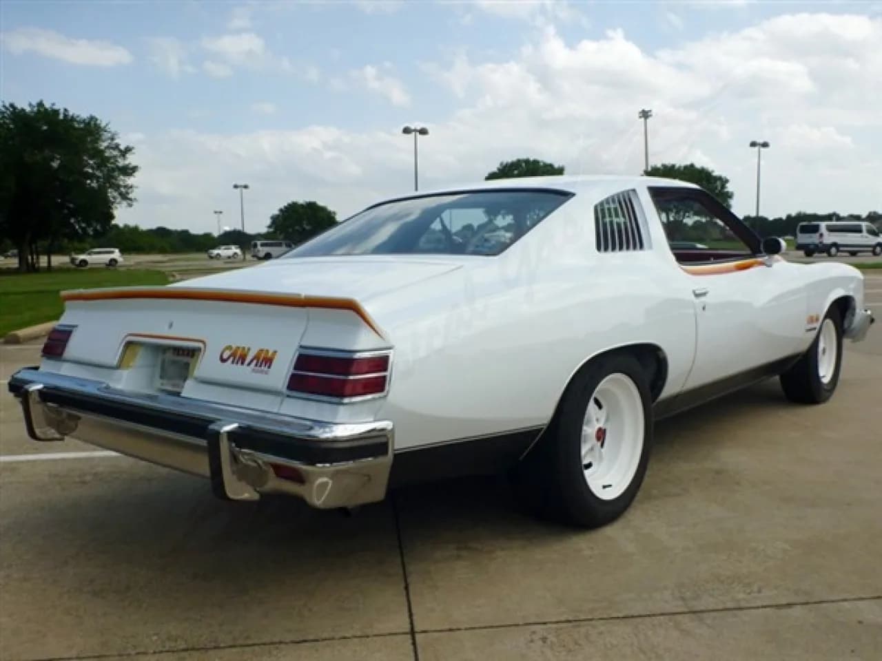 1977 Pontiac LeMans Can Am - Thumbnail 6