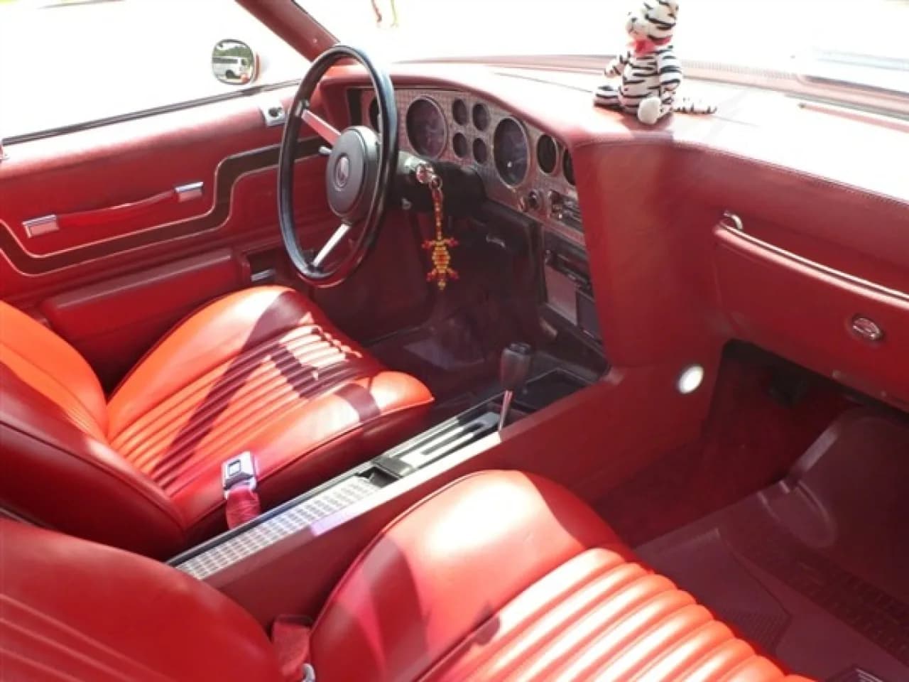 1977 Pontiac LeMans Can Am - Thumbnail 7