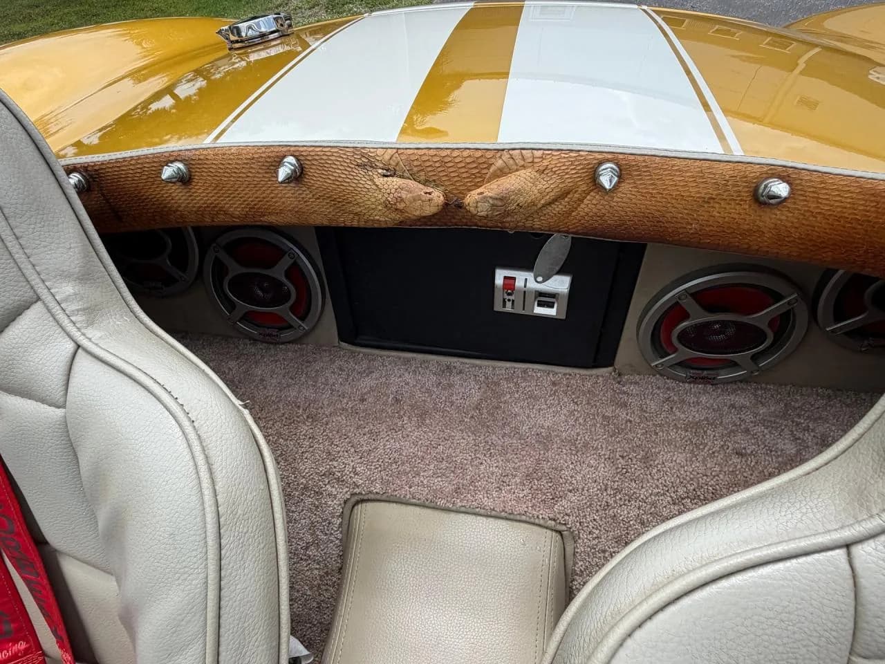 1966 Shelby Cobra Replica - Thumbnail 4