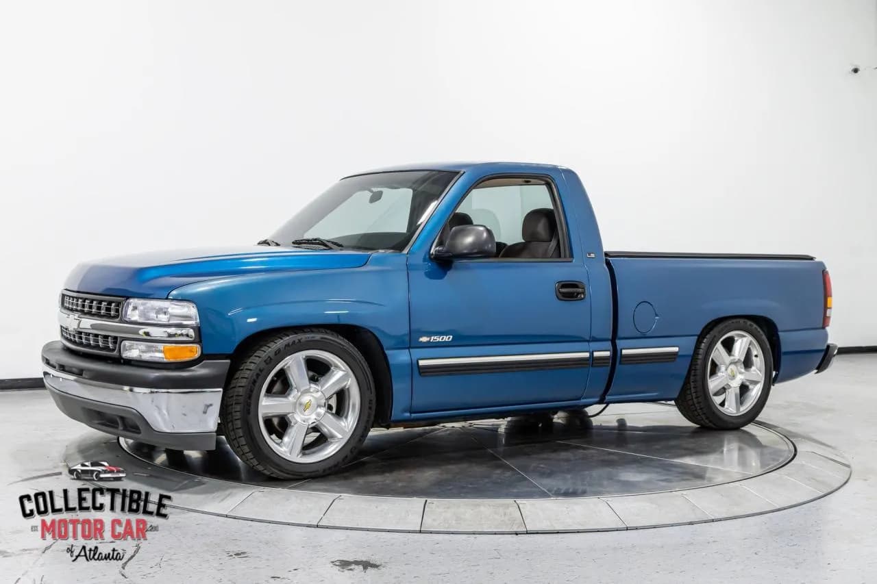 2002 Chevrolet Silverado - Thumbnail 8