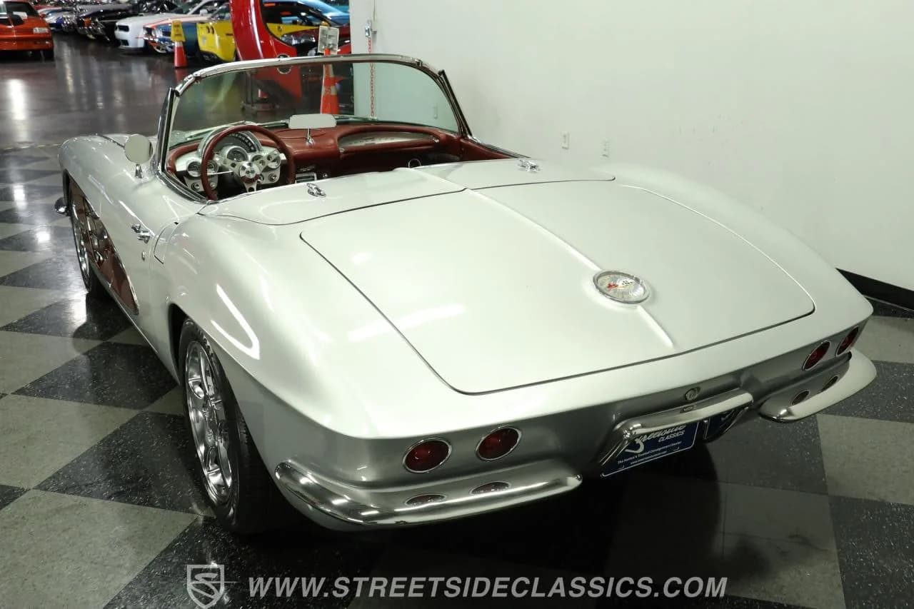 1961 Chevrolet Corvette Convertible Restomod - Thumbnail 8