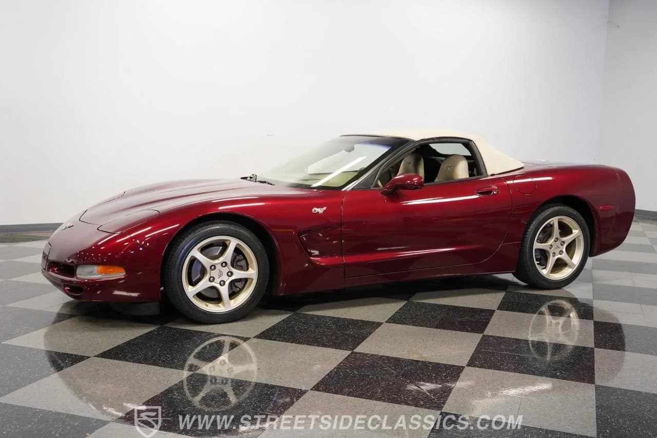 2003 Chevrolet Corvette Convertible 50th Anniversary - Thumbnail 7