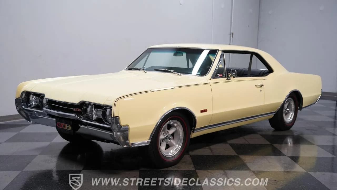 1967 Oldsmobile CUTLASS 442 - Thumbnail 6