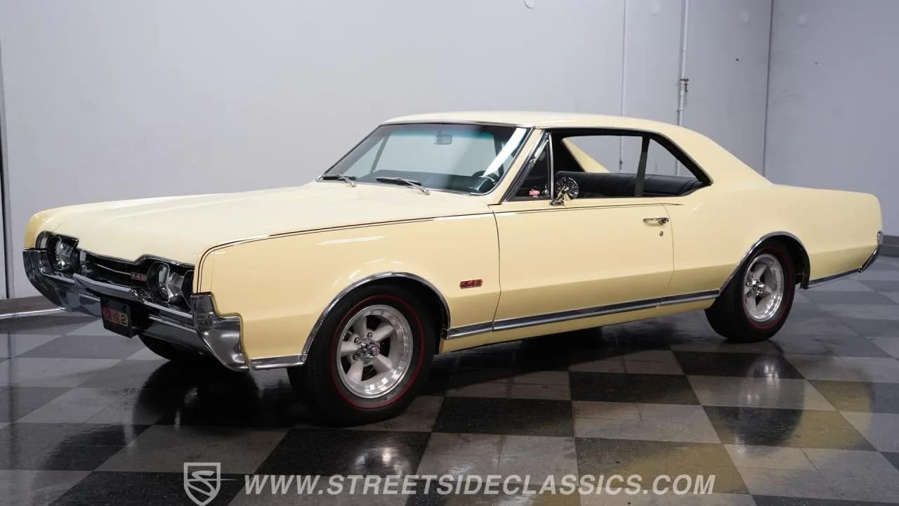 1967 Oldsmobile CUTLASS 442 - Thumbnail 7