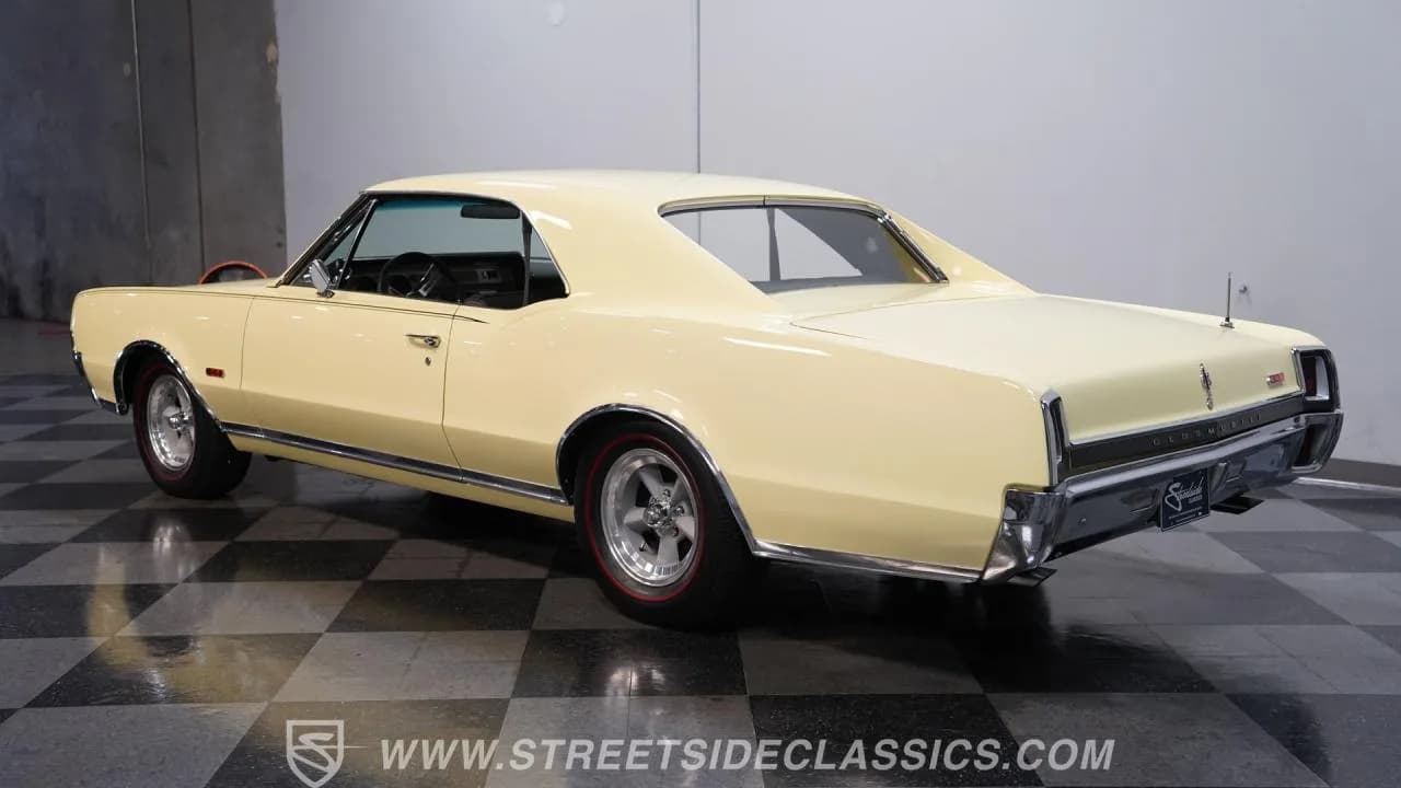 1967 Oldsmobile CUTLASS 442 - Thumbnail 8