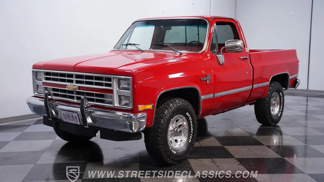 1986 Chevrolet K10 4x4 - Thumbnail 6