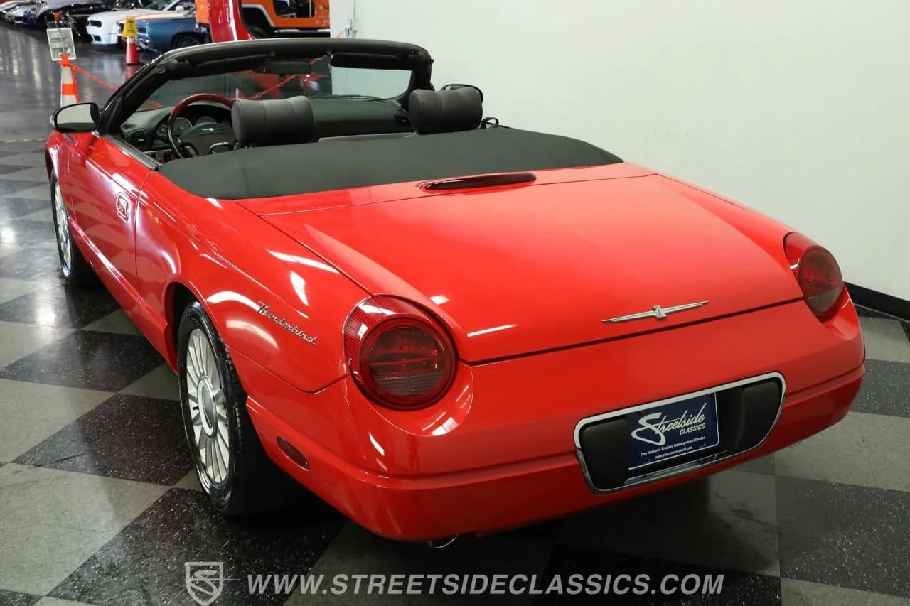 2005 Ford Thunderbird - Thumbnail 7