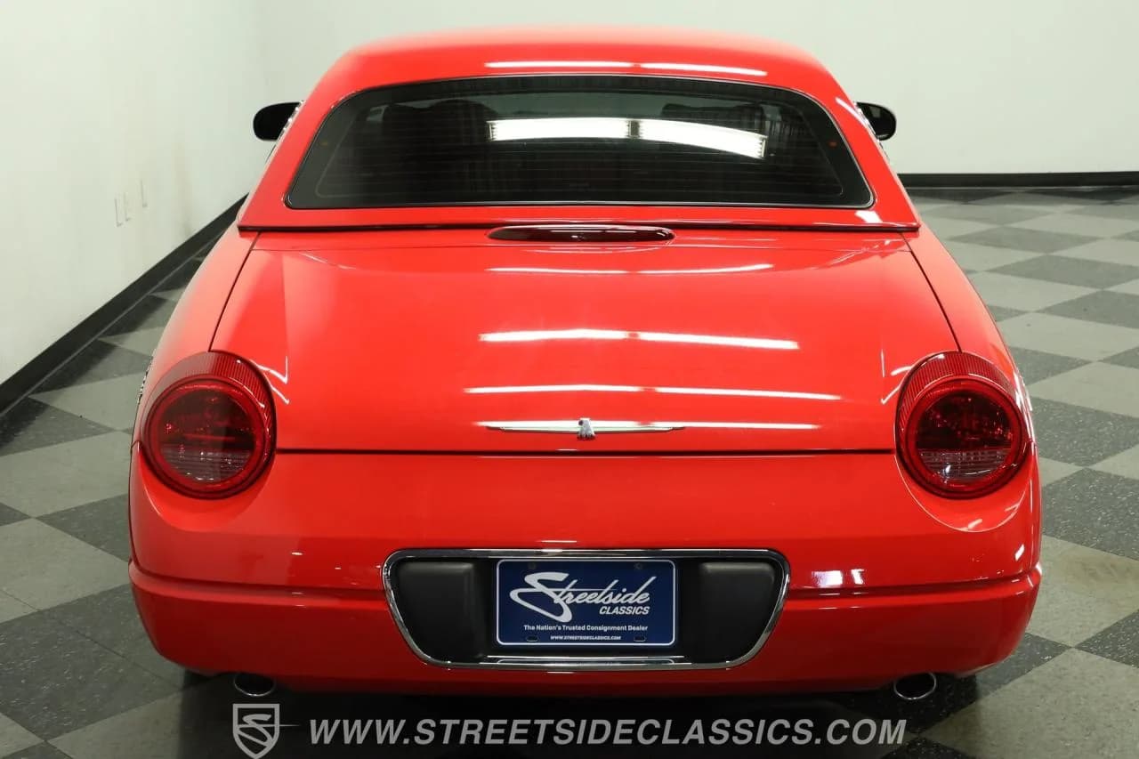 2005 Ford Thunderbird - Thumbnail 8