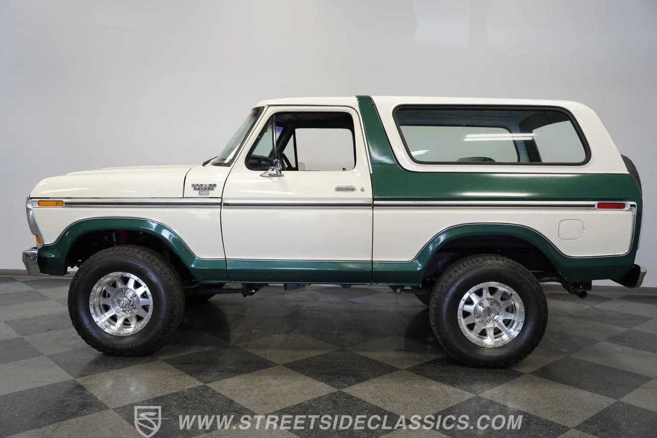 1979 Ford Bronco 4X4 Coyote Restomod - Thumbnail 2