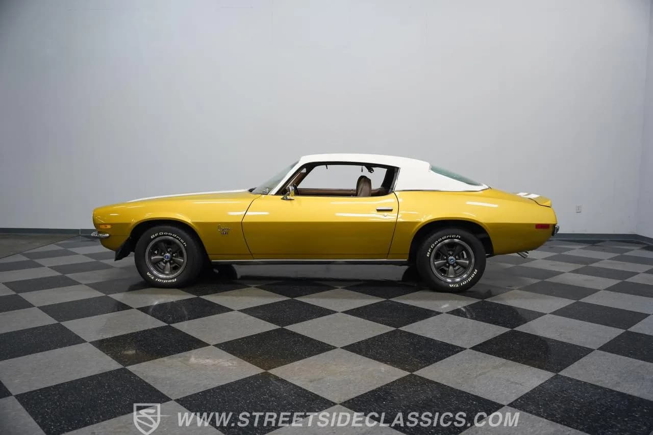 1971 Chevrolet Camaro - Thumbnail 2