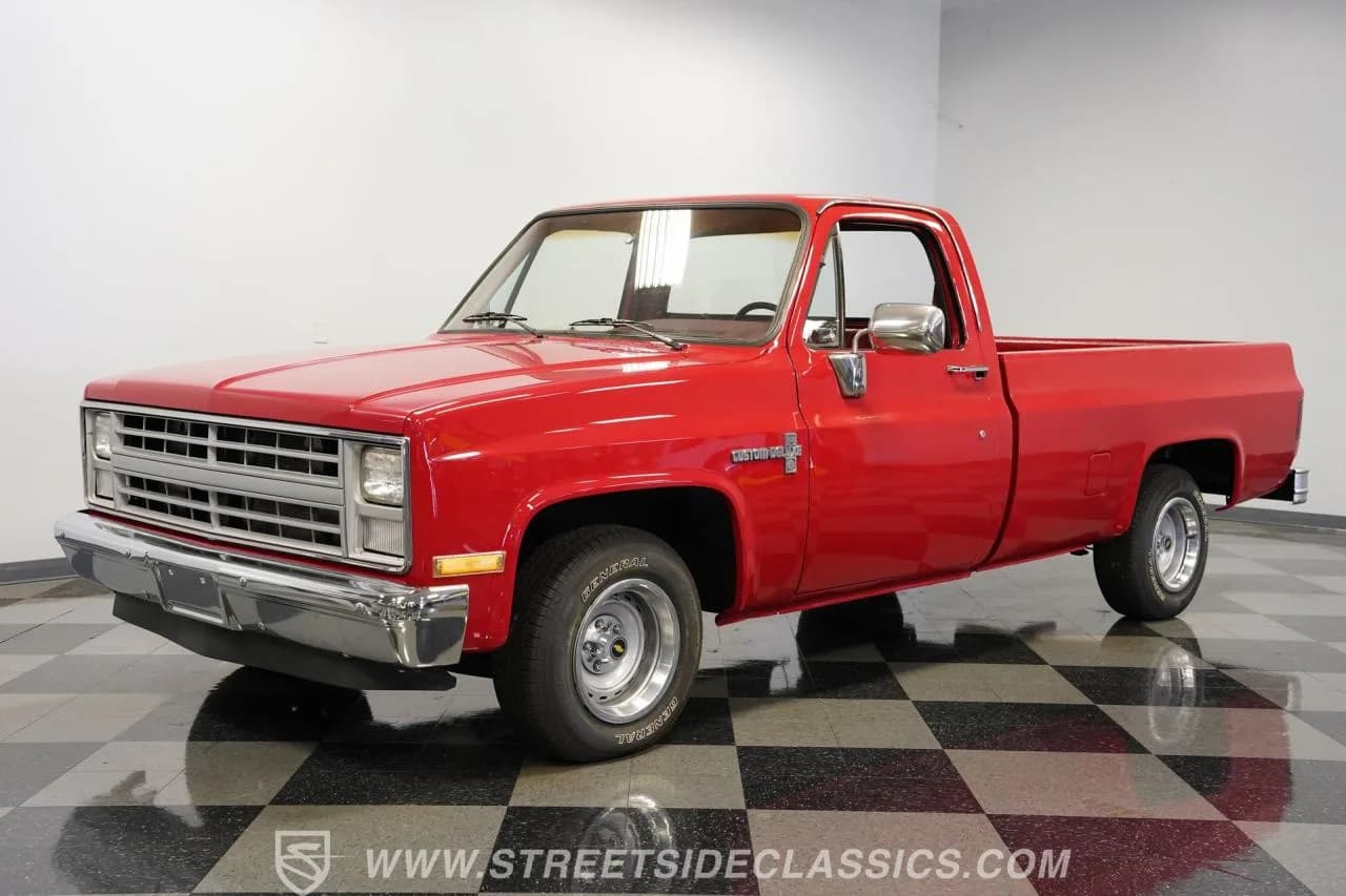 1986 Chevrolet C10 - Thumbnail 6