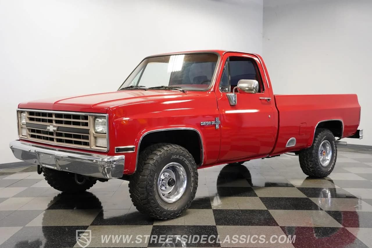 1987 Chevrolet K10 4x4 - Thumbnail 6