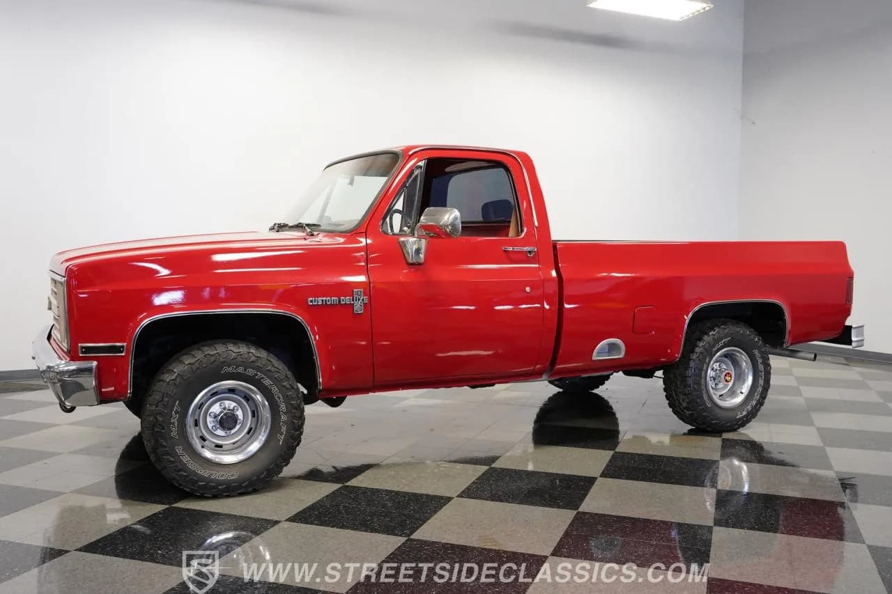 1987 Chevrolet K10 4x4 - Thumbnail 7