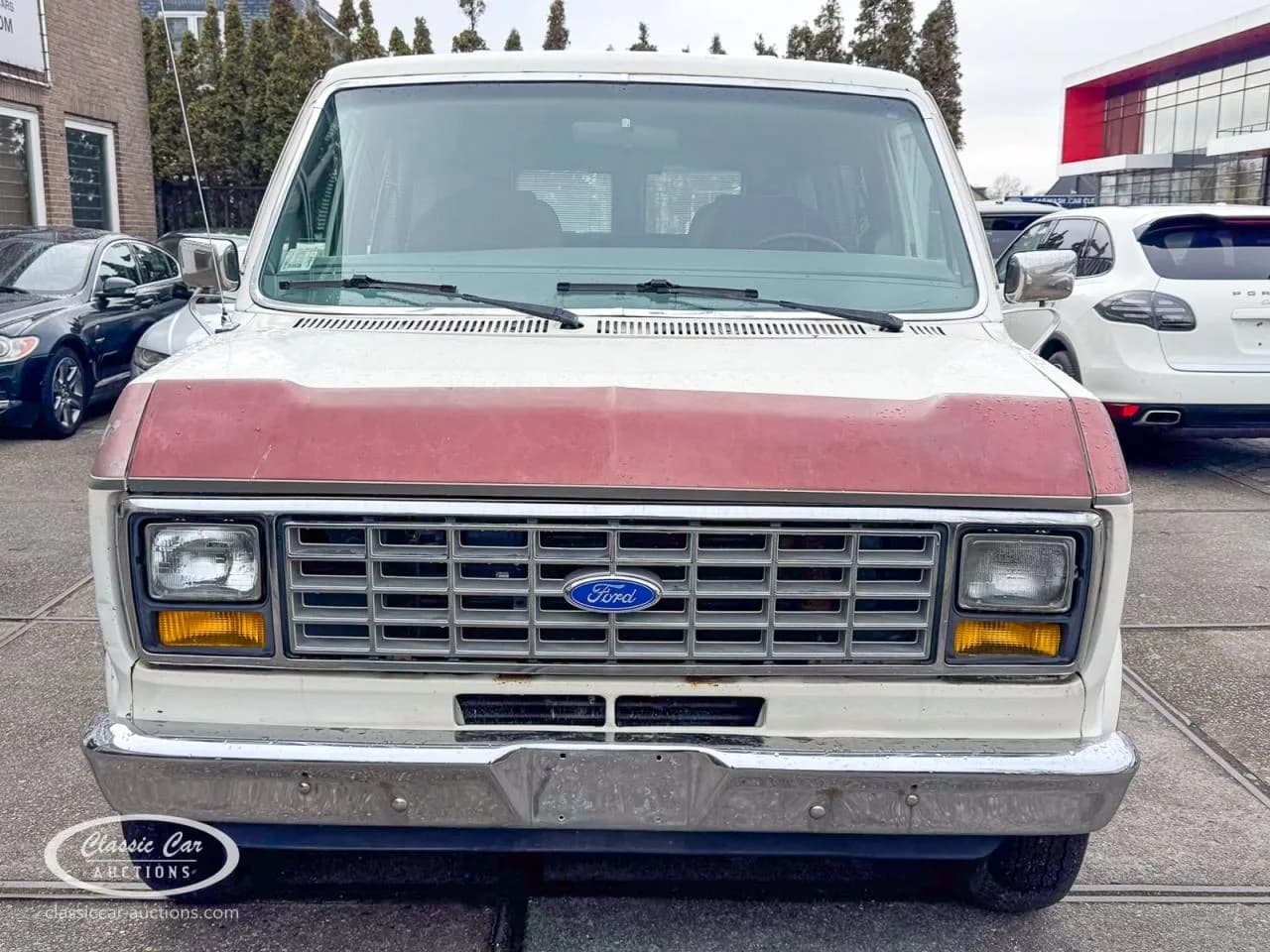 1986 Ford Econoline - Thumbnail 2