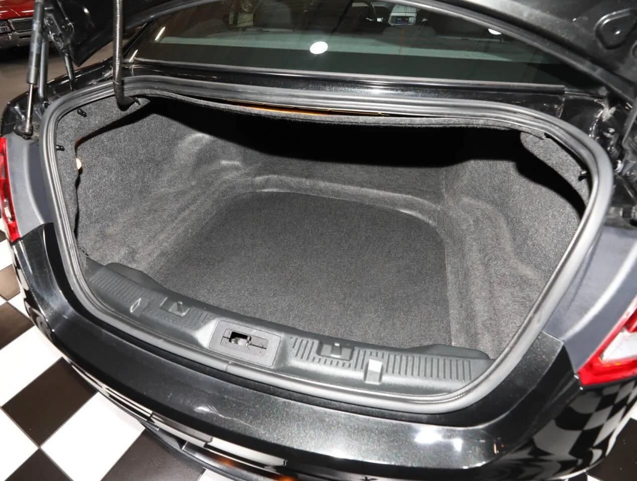 2013 Ford Taurus - Thumbnail 5