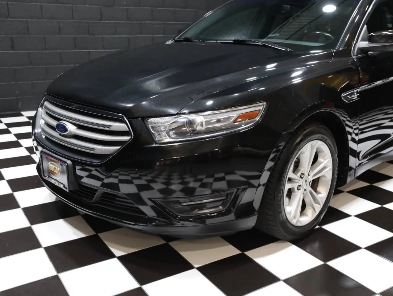 2013 Ford Taurus - Thumbnail 7