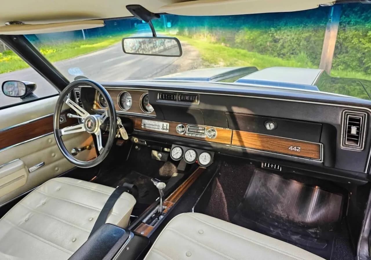 1971 Oldsmobile 442 - Thumbnail 8
