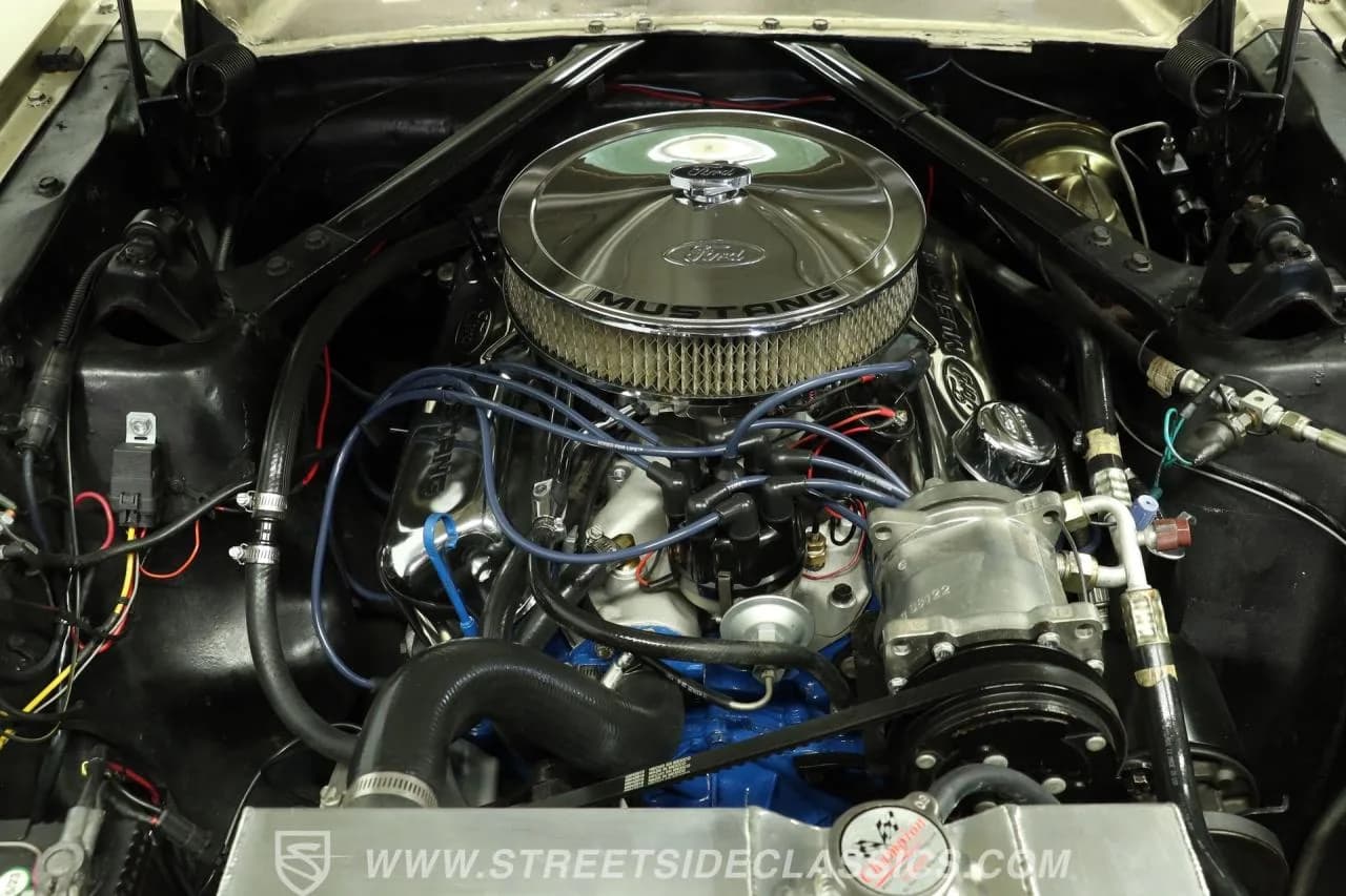 1965 Ford Mustang - Thumbnail 3