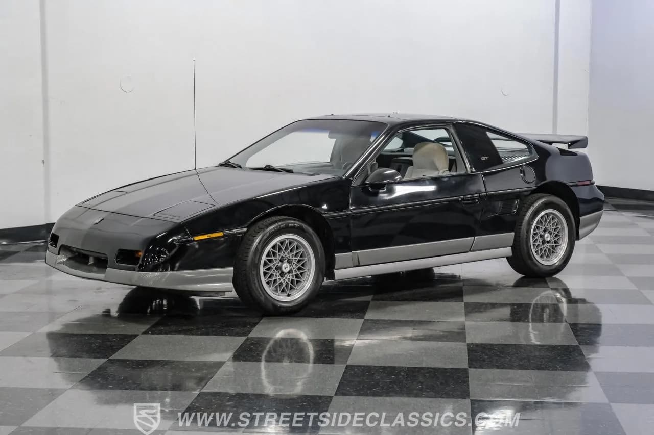 1986 Pontiac Fiero GT - Thumbnail 6